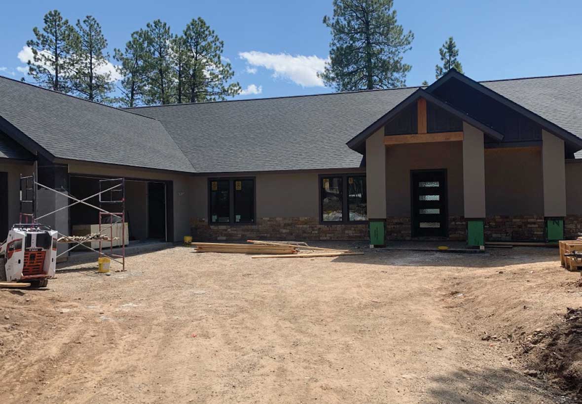 incline-ct-om-design-new-construction-build-mountain-home-exterior